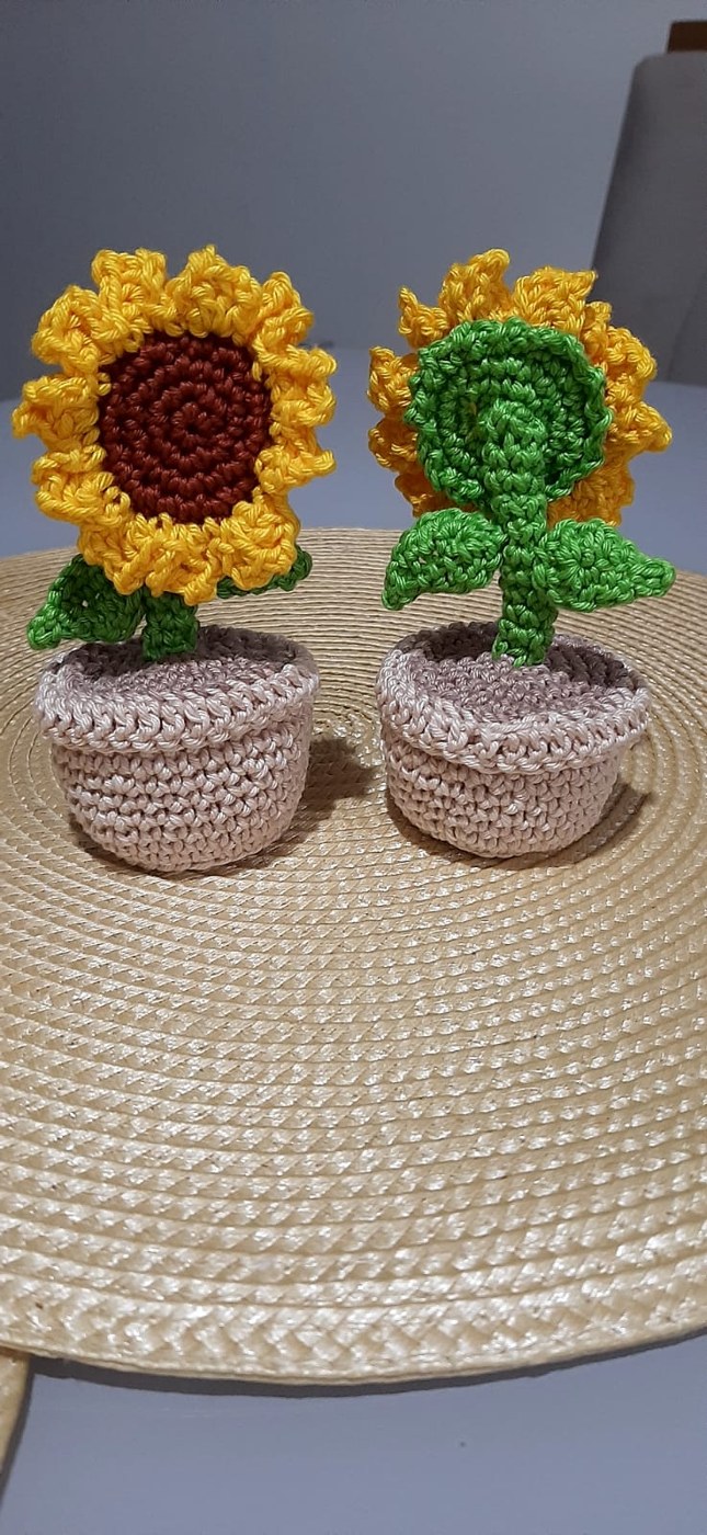 Girassóis de crochê